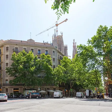 Apartment Centric Sagrada Familia *