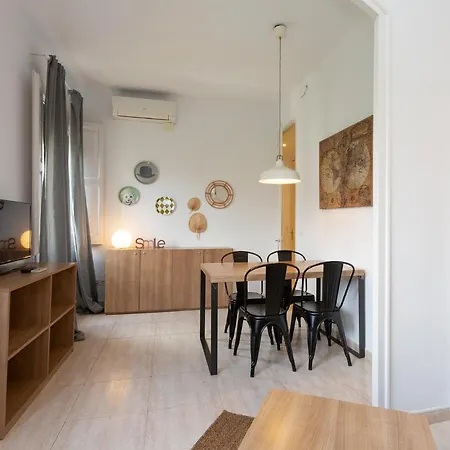 Centric Sagrada Familia Apartmán *