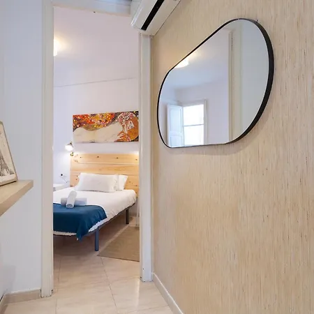 Centric Sagrada Familia Apartmán *